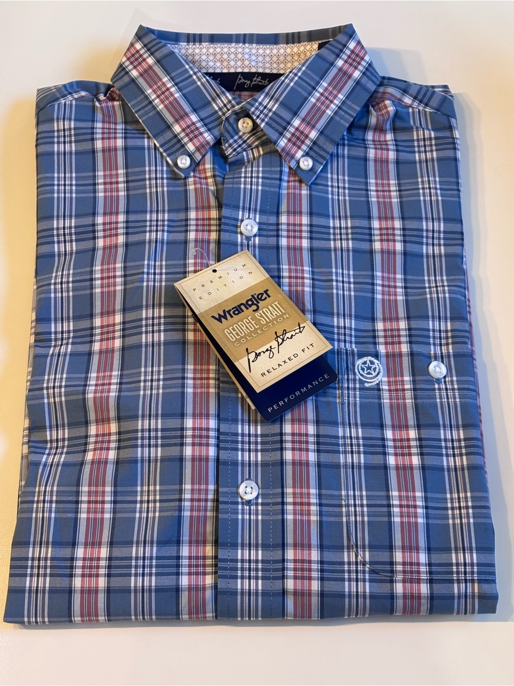 Wrangler, George Straight Collection Men’s Blue Plaid Button-Down Shirt, Sm, NWT